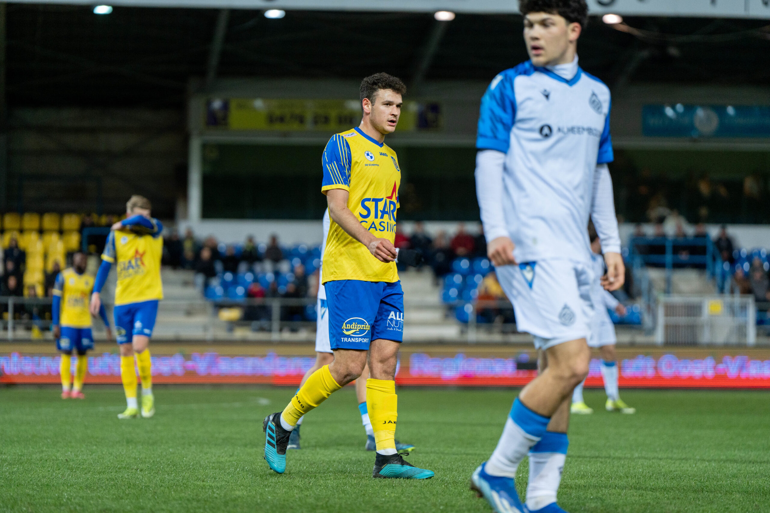 Refs En Schorsingen 1B (speeldag 19): Vijf Spelers Op De Strafbank ...